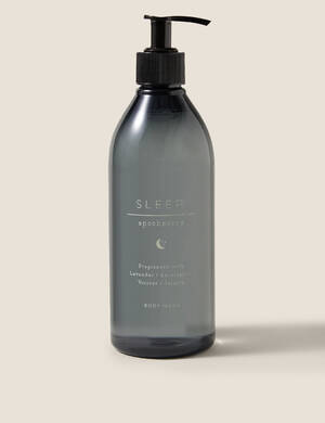 marksandspencer apothecary T224968 telove mydlo apothecary sleep s vuni levandule a jasminu a travy vetiver a eukalyptu 279Kc.jpg
